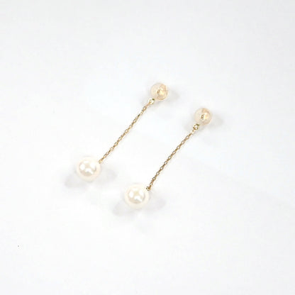 Akoya yellow gold